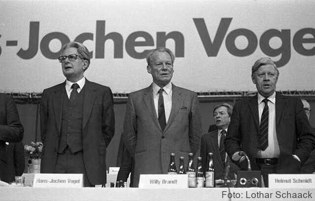 Hans-Jochen Vogel, Willy Brandt, Helmut Schmidt